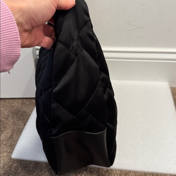 Kurt Geiger Black Quilted Shoulder Bag with Gold Chain and Raven 🐦‍⬛ - Picture 8 of 14